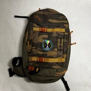 Dakine Mission Pro 25L Backpack, 2018 Model, Camo, Excellent Condition